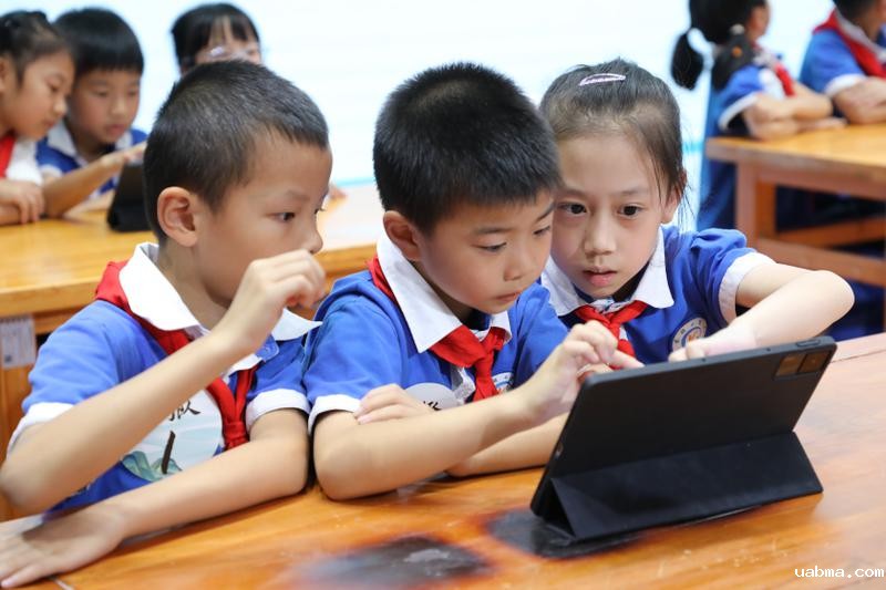 20250925诗词大会3-4年级 (29)