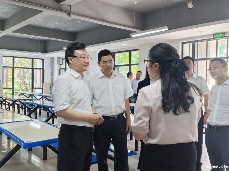 fa681b03890f85c88e053bdf9a26ffb